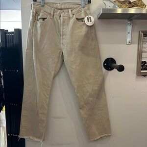 Women’s straight leg Levi Beige Jeans RED LABEL 501